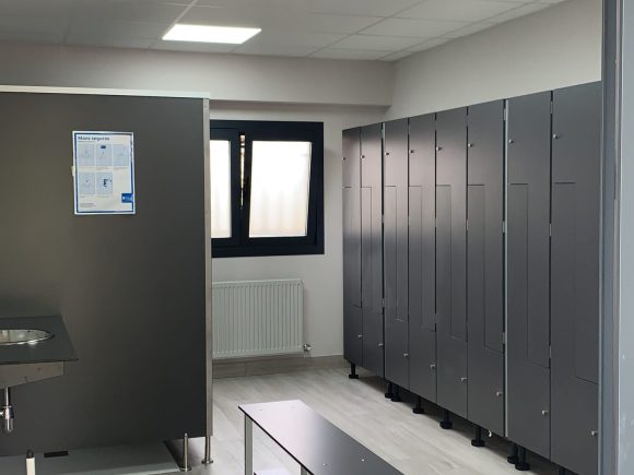 953B3FF5-1C53-484A-AC78-46549473971E